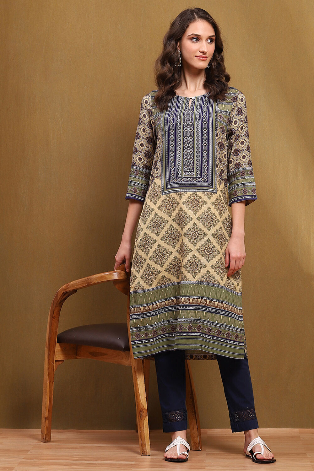 Green Printed Straight Kurta image number 0