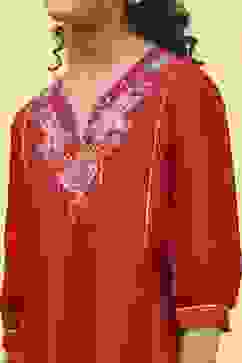 Red Viscose Rayon Solid A-Line Suit Set image number 1