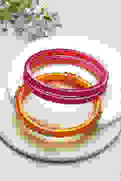 Pink & Orange Plastic & Thread Bangles image number 0