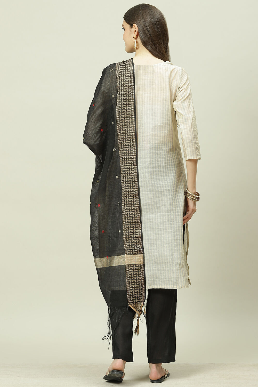 Yellow Chanderi Machine Embroidered Unstitched Suit Set image number 4