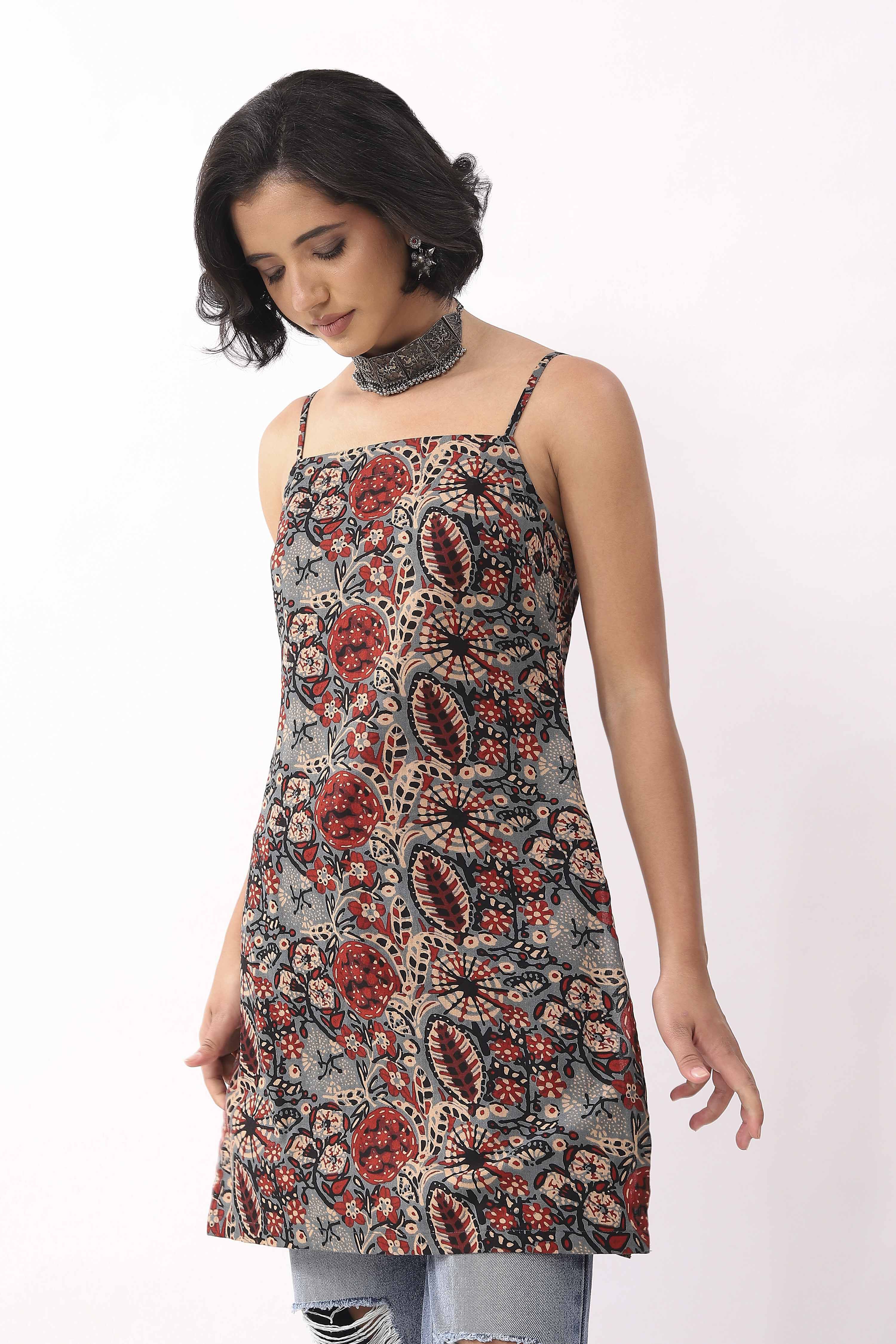 Blue & Red Cotton Floral Back Tie-Up Kurti image number 2