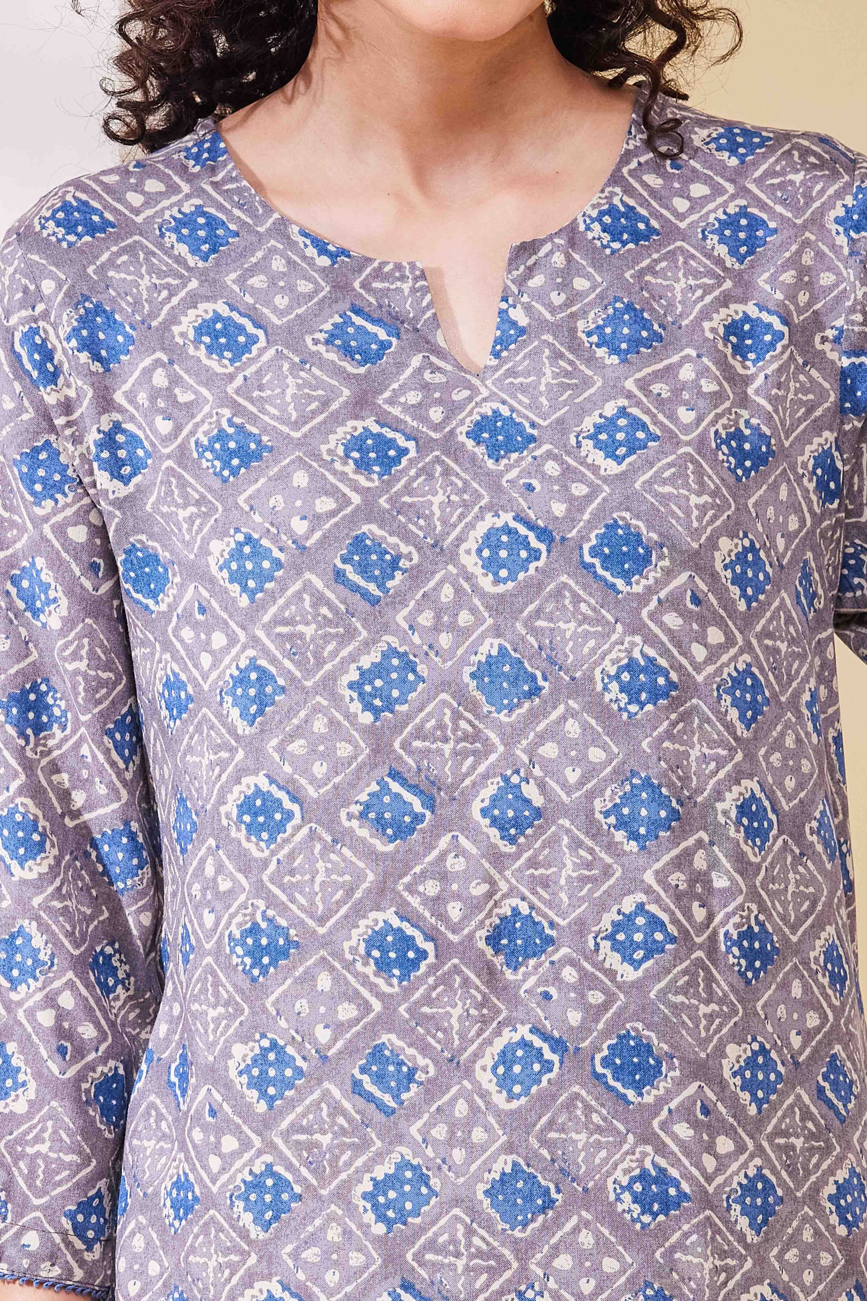 Grey Viscose Rayon Straight Kurta image number 1
