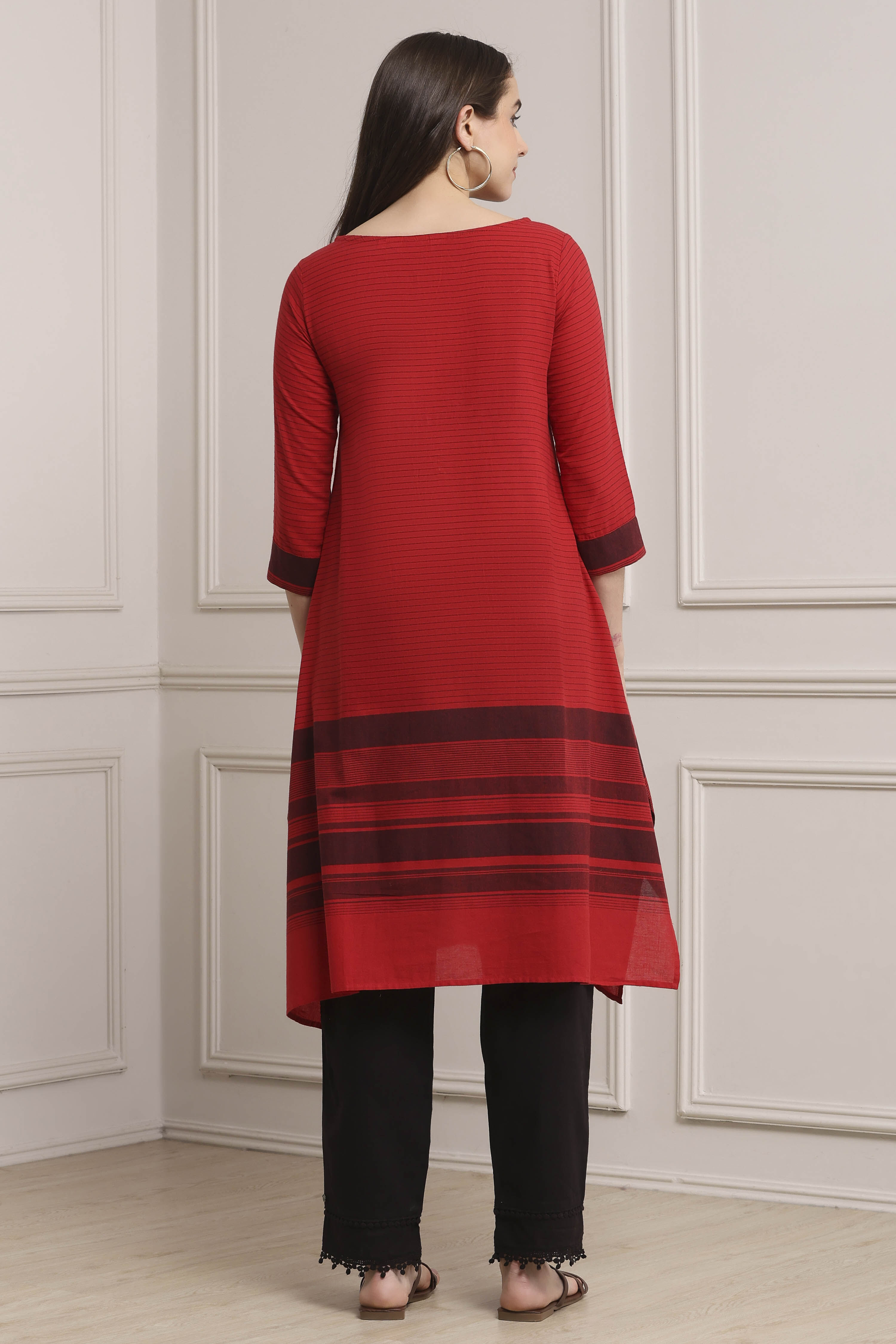 Red Cotton A-Line Kurta Pants Set image number 4