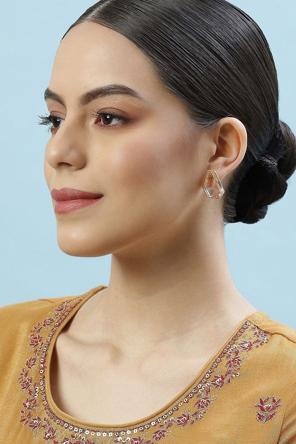 Crystal Brass Earrings image number 3