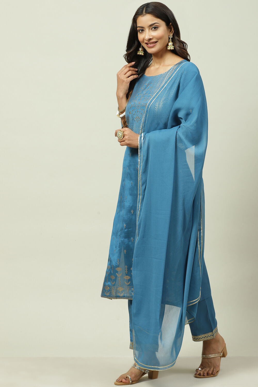 Blue Printed Viscose Straight Kurta Regular Pant Suit Set image number 5