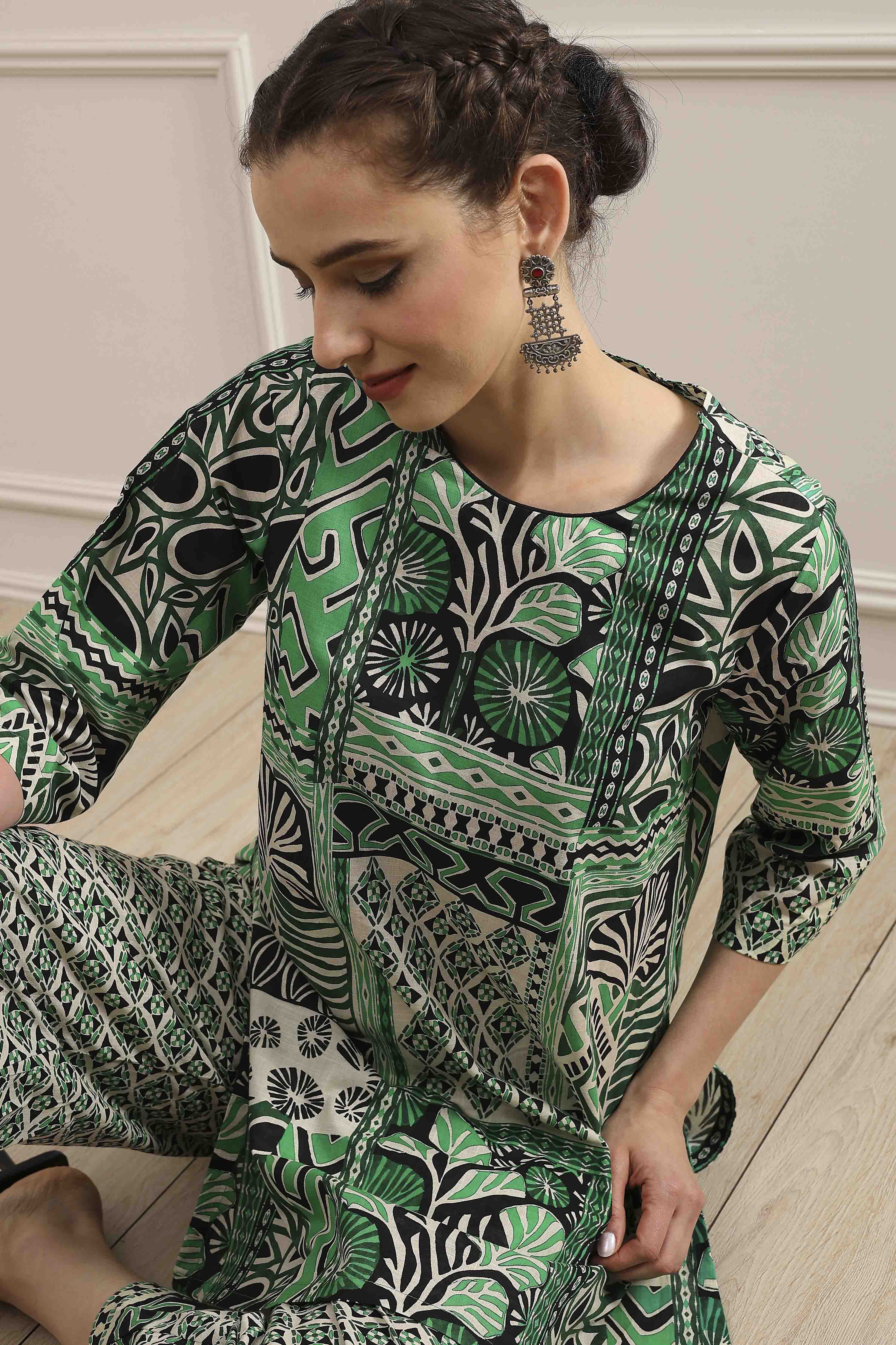 Green Cotton Printed Straight Kurta Set image number 0