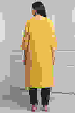 Yellow Poly Cotton Straight Kurta Pants Set image number 4