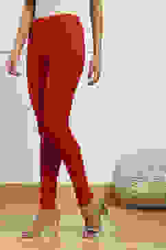 Red Cotton Blend Solid Churidar image number 2