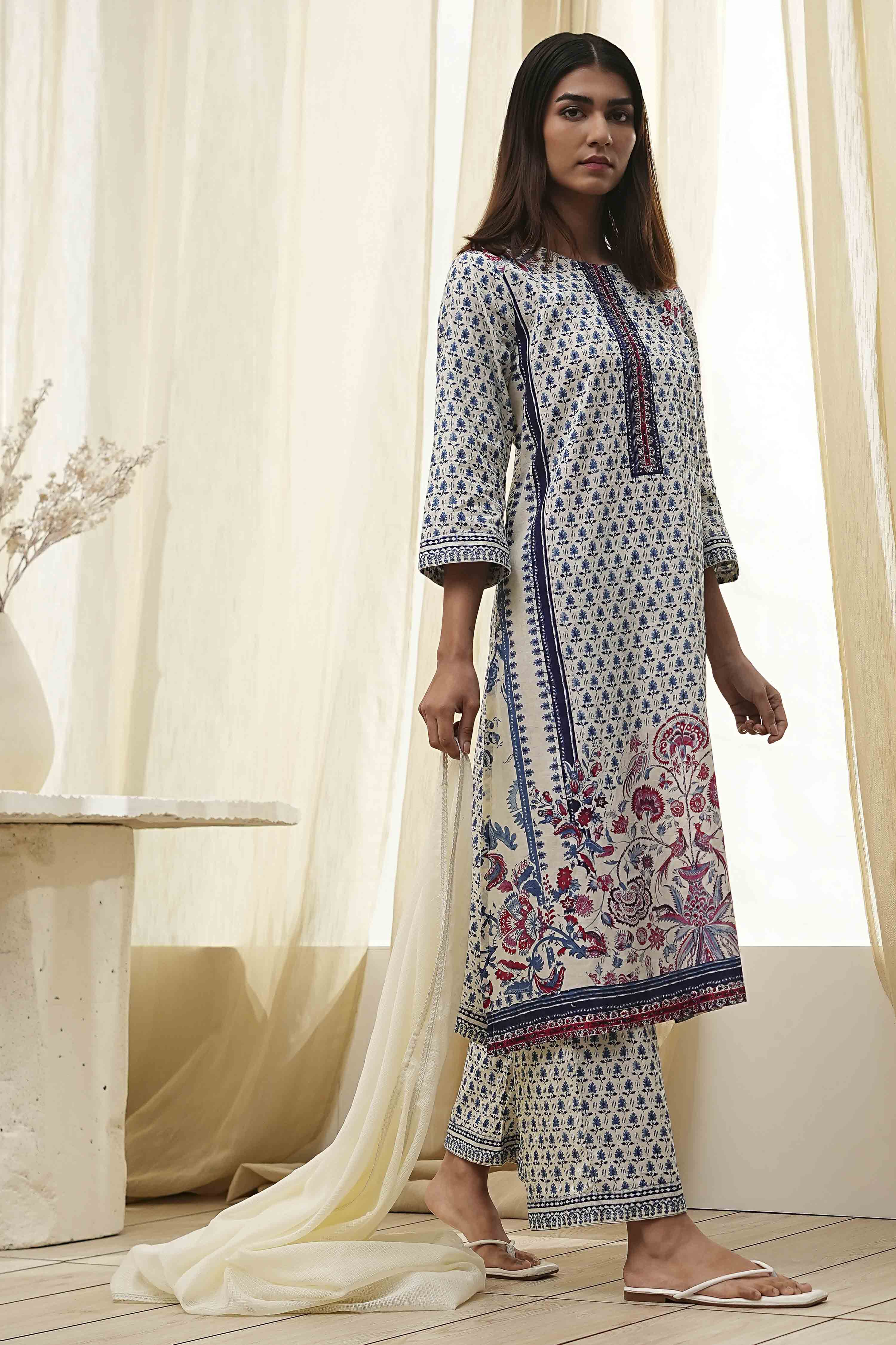 Off-White Cotton Printed Straight Suit Set image number 6