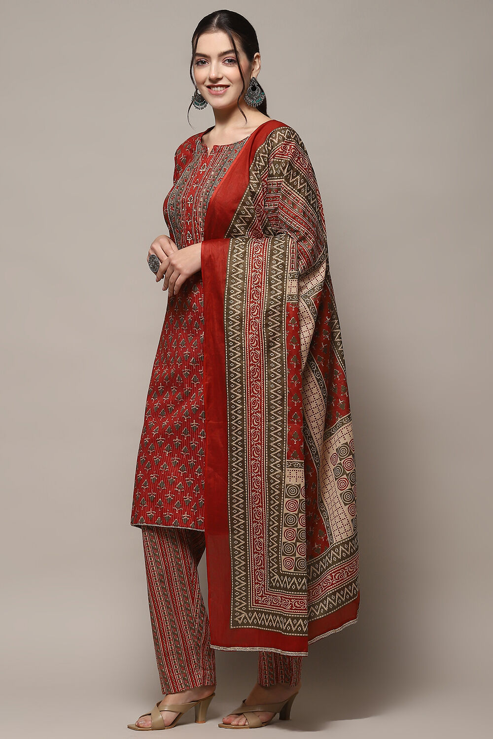 Red Cotton Unstitched Suit set image number 5