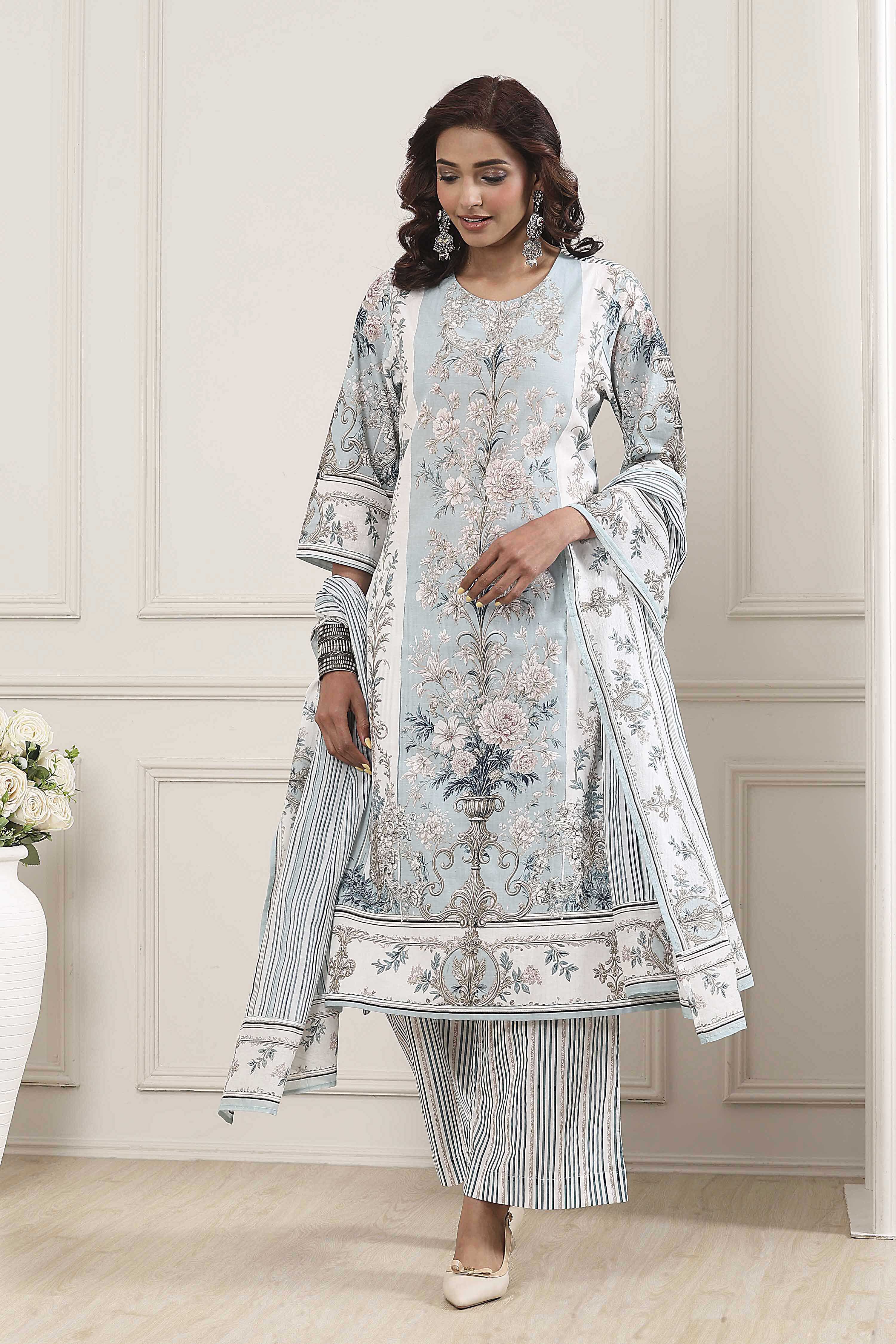 Turquoise Cotton Floral Printed Straight Suit Set image number 0