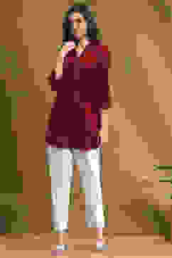 Crimson Red Solid Shirt Collar Straight Short Kurti image number 0