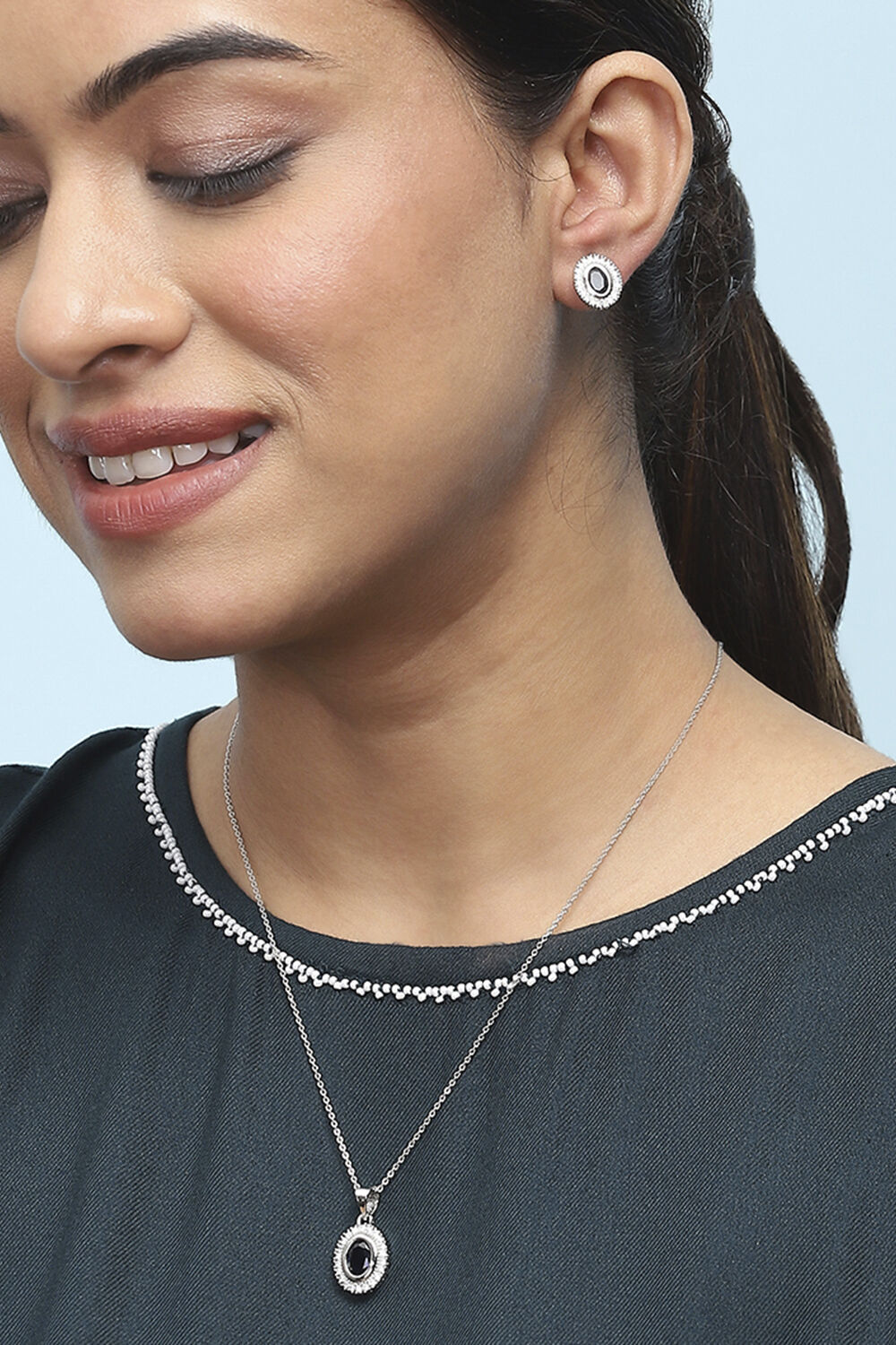 Navy Blue Stone Necklace Set image number 3