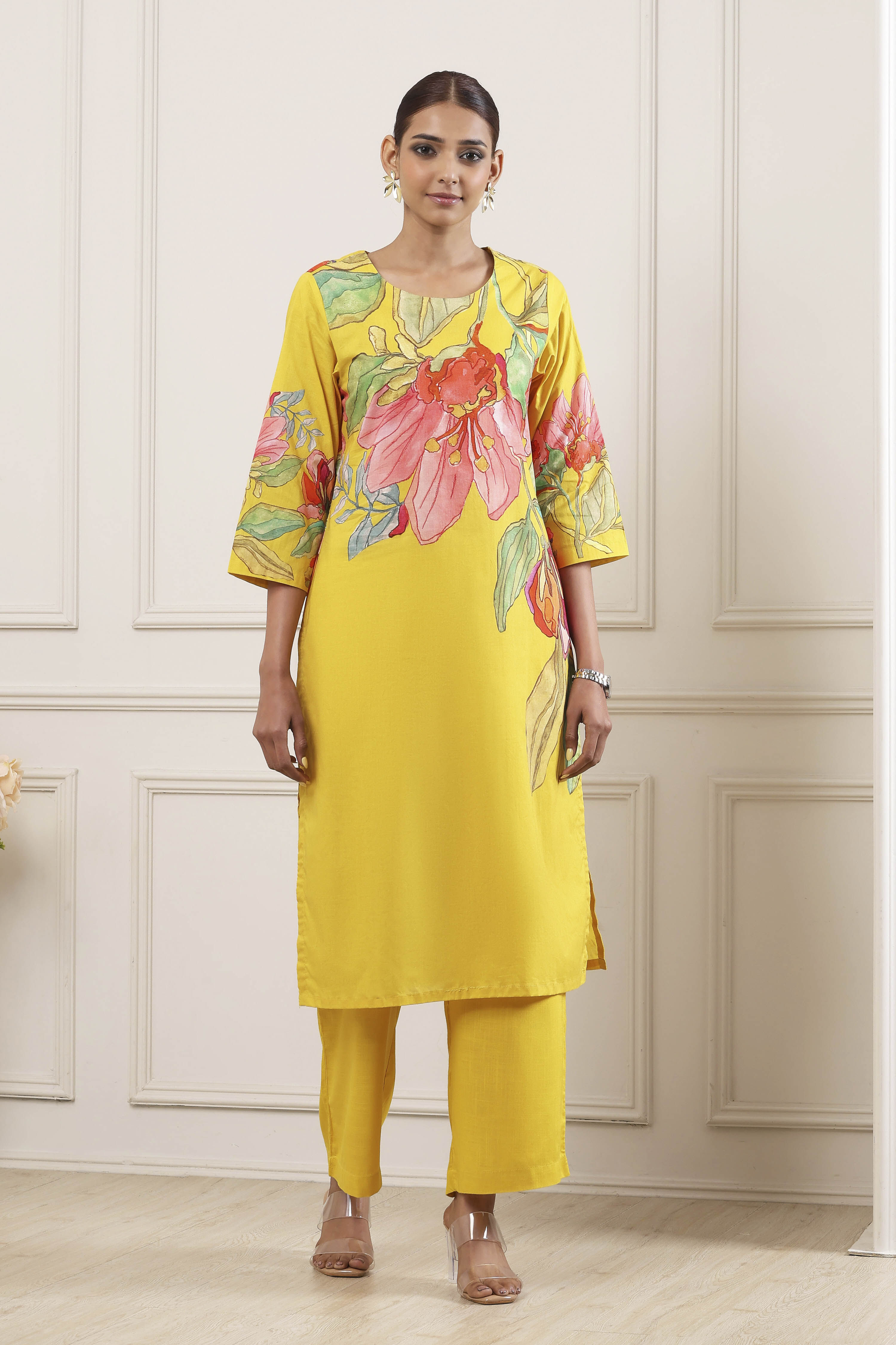 Beige Cotton Floral Printed Straight Kurta Set image number 6