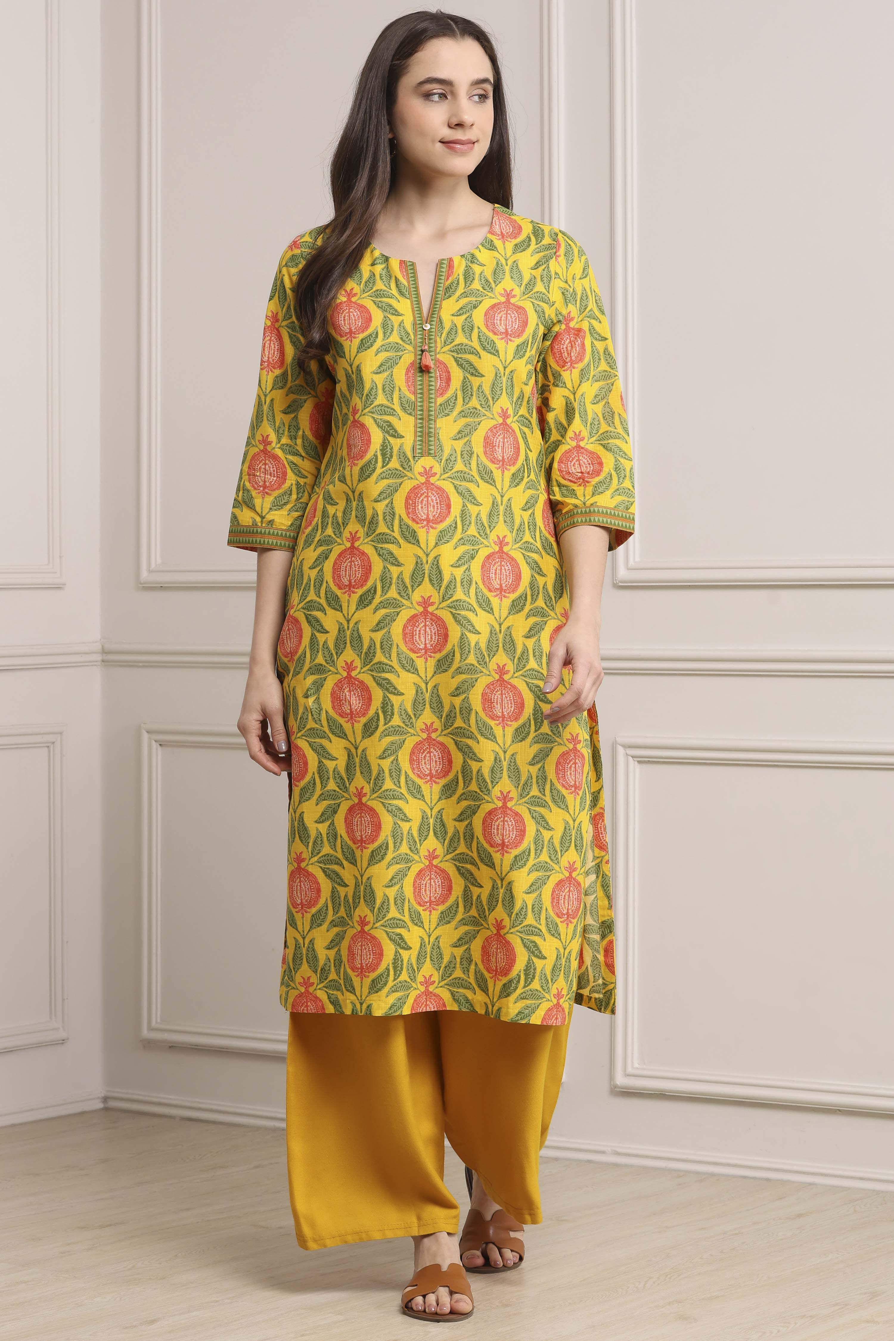 Yellow Cotton Printed Straight Kurta image number 0