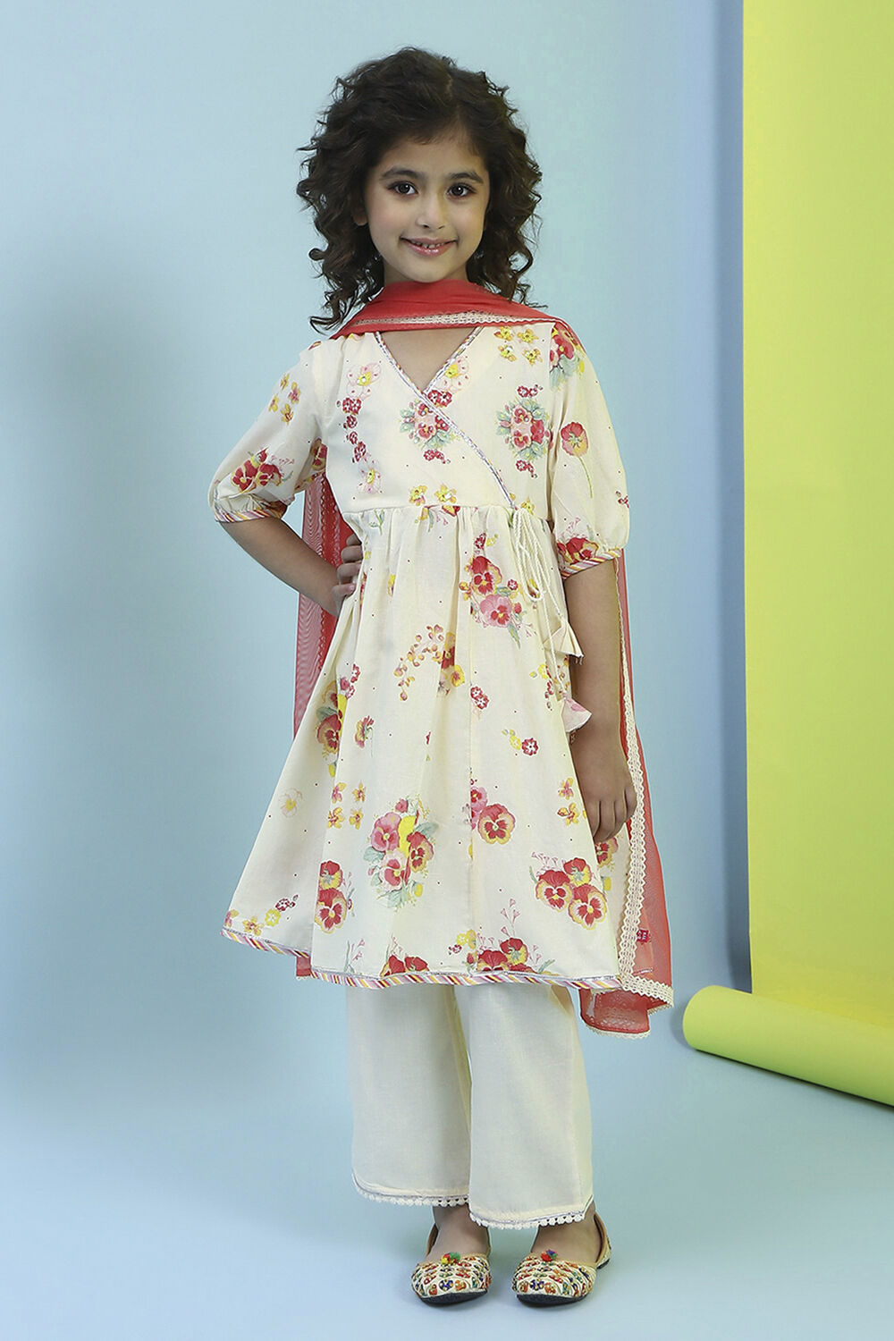 Cream-Colored Cotton Gathered Angrakha Suit Set image number 6