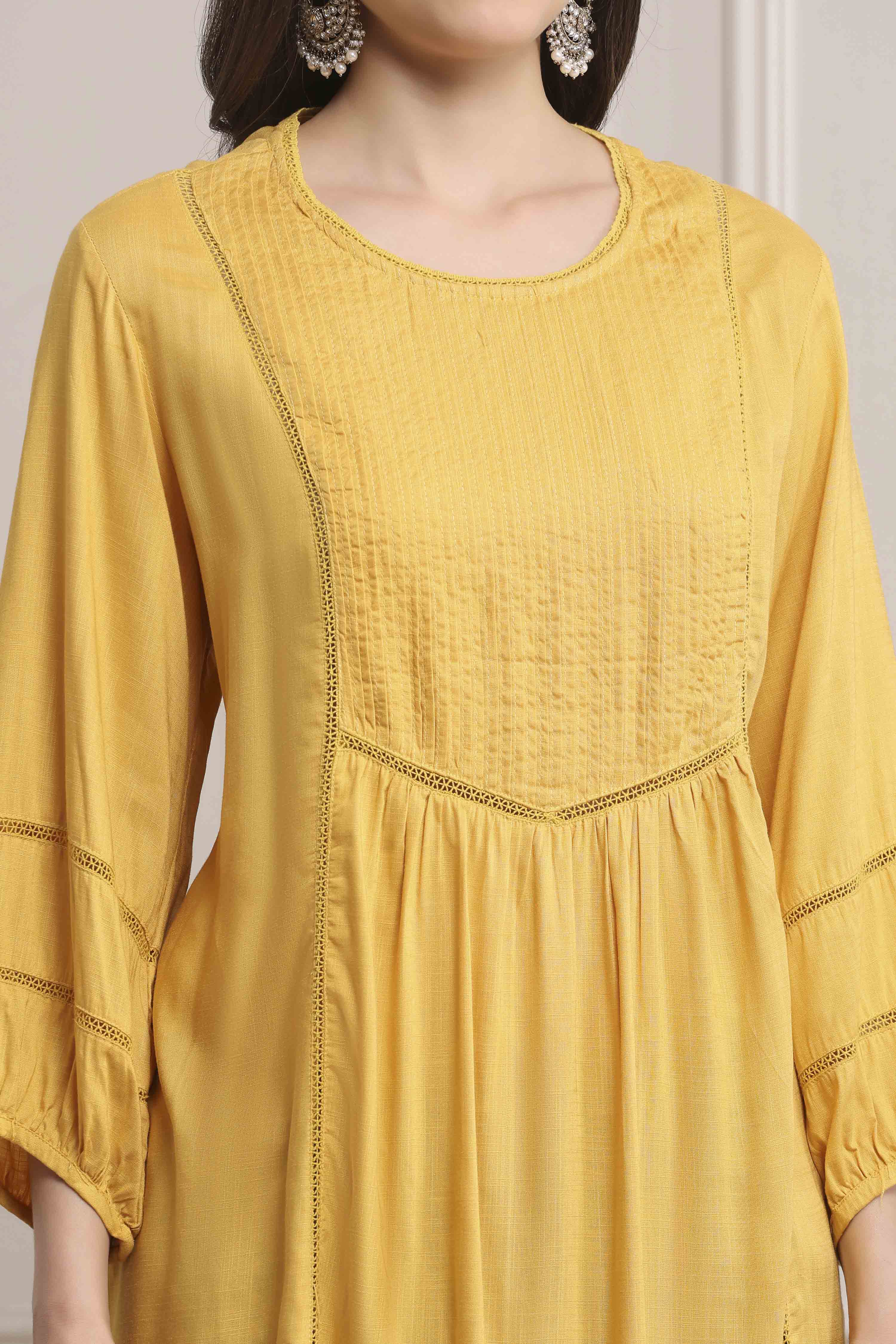 Yellow Viscose Rayon Straight Kurta Pants Set image number 1
