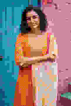 Yellow Viscose Straight Suit set image number 4