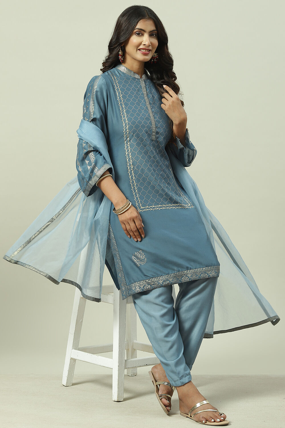 Sky Blue Printed Straight Kurta Salwar Suit Set image number 7