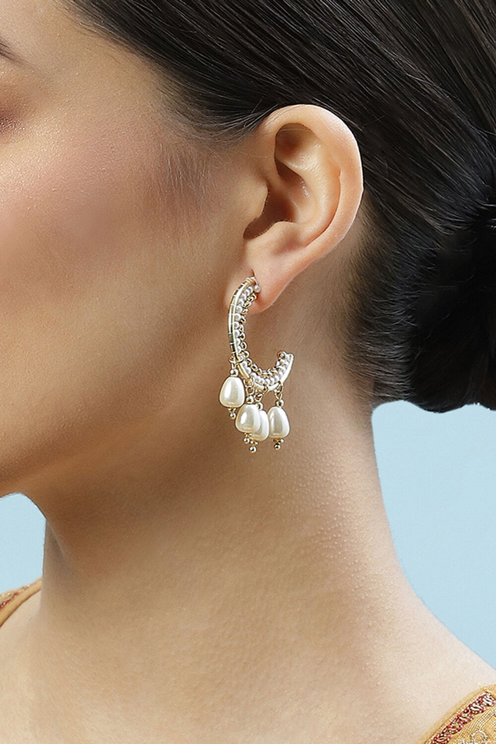 Gold Brass Earrings image number 1