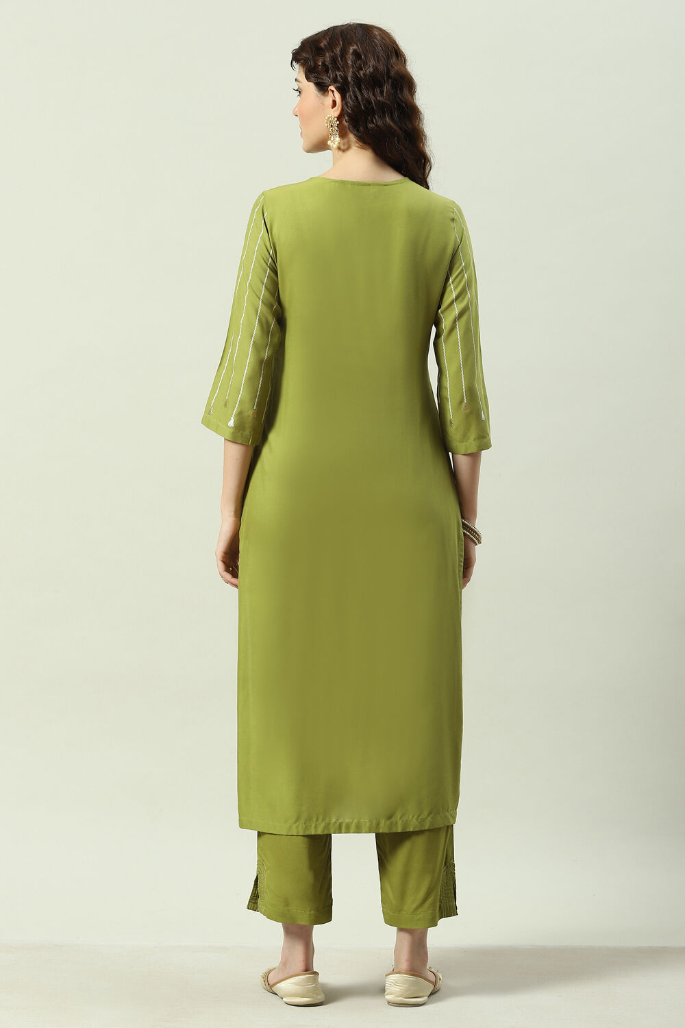 Green Printed Rayon Straight Kurta Regular Pant Suit Set image number 1