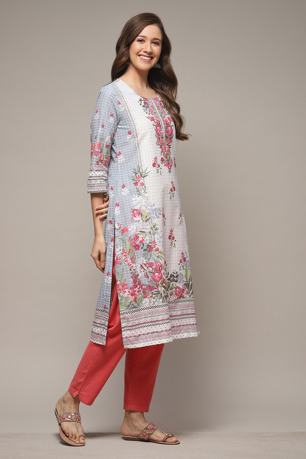 Yellow LIVA Straight Printed Kurta image number 4