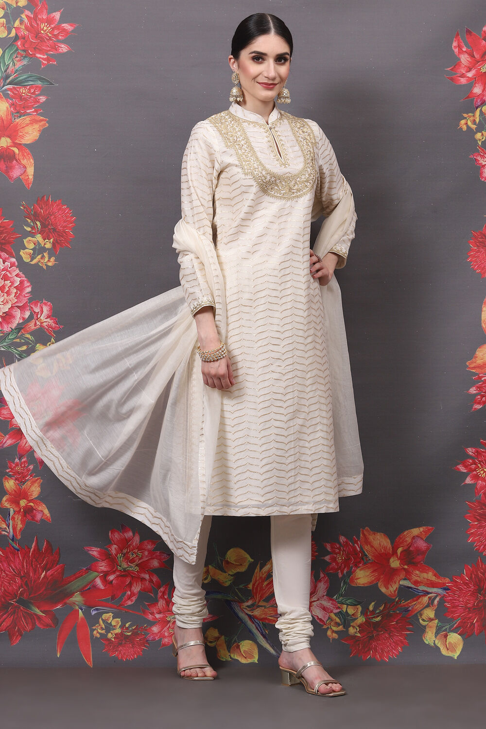 Cream Cotton Silk Straight Yarndyed Suit Set image number 0