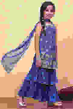 Blue Polyester Straight  Suit Set image number 5