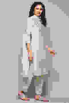 Off White Cambric Narrow Kurta Pant Suit Set image number 6