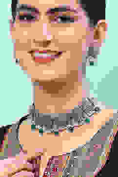 Green Brass Necklace Set image number 1