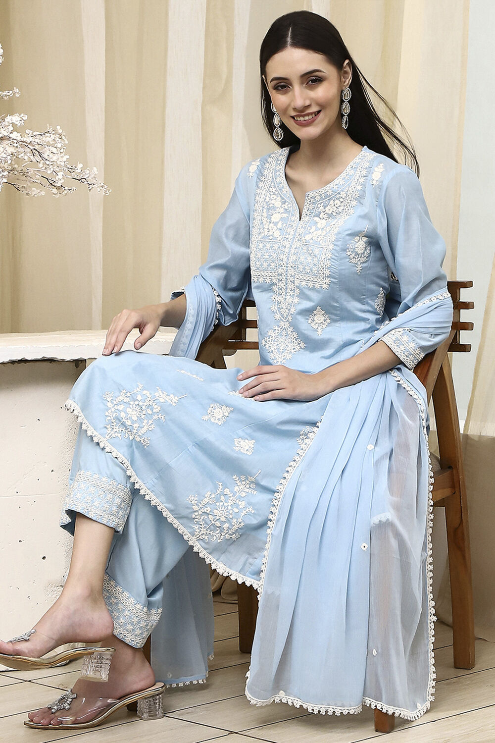 Blue Embroidered Kalidar Suit Set image number 8