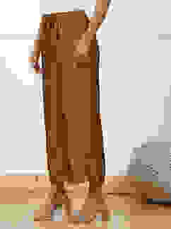 Gold-Toned Solid Mid-Rise Straight Palazzo image number 2