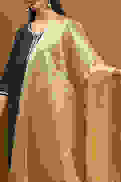 Gold-Toned Poly Silk Yarn-Dyed Festive Dupatta image number 1