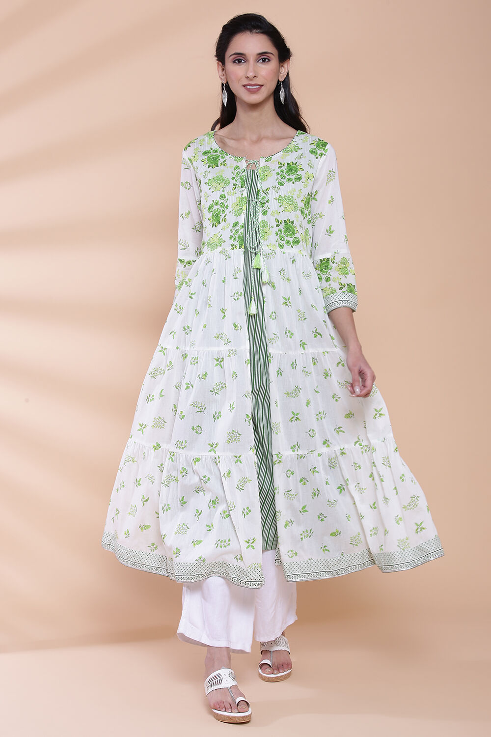 White And Green Cotton Double Layered Kurta image number 0