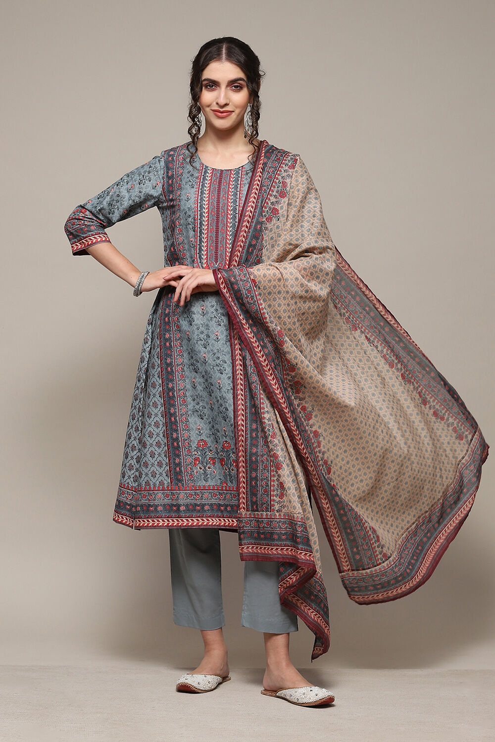 Mustard Cotton Straight Kurta Slim Pants Suit Set image number 1