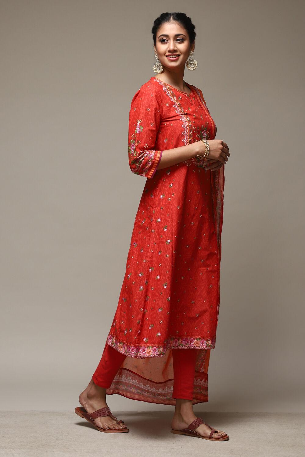 Red Cotton Kalidar Kurta Churidar Suit Set image number 6
