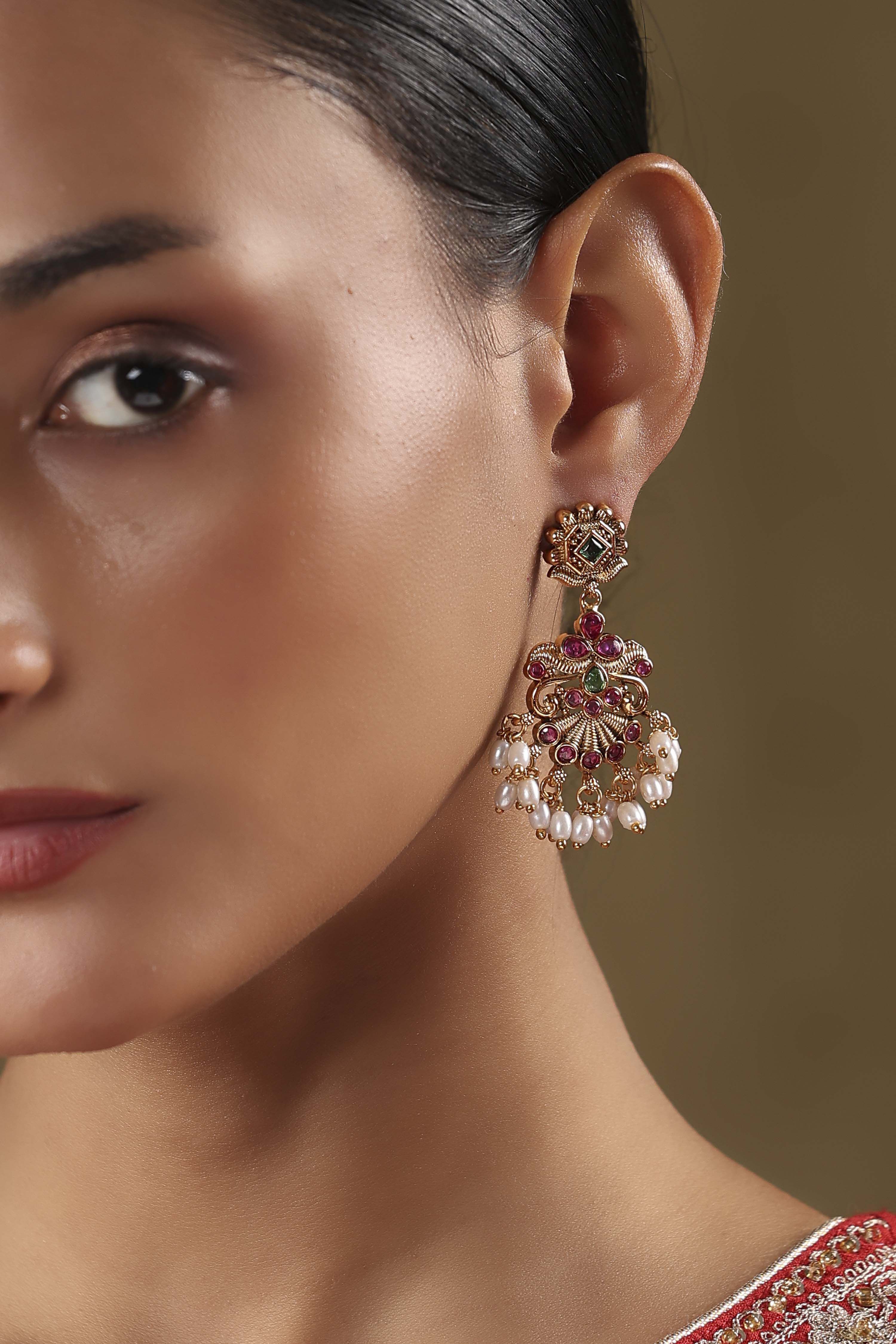 Multicolour Textured Earrings image number 1