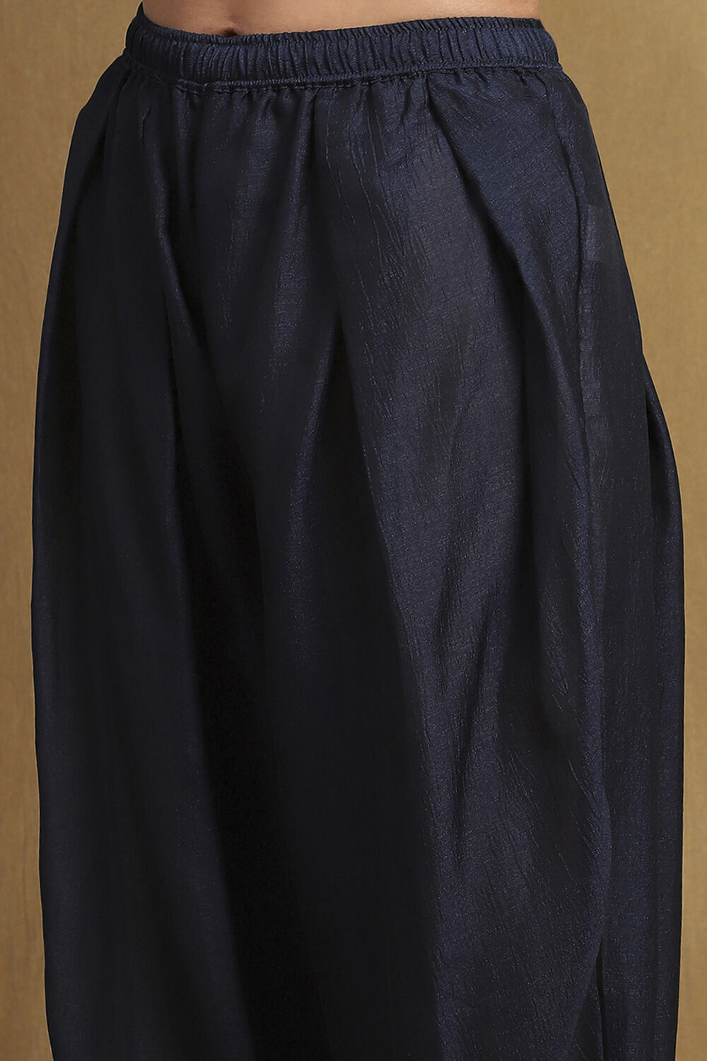 Midnight Blue Solid Festive Straight Kurta Set image number 2