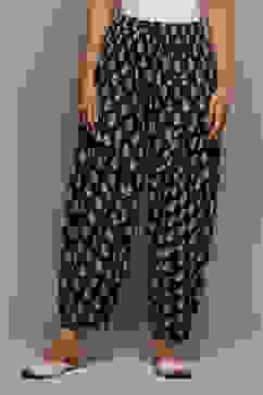 Black & White Cotton Printed Relaxed Salwar image number 5