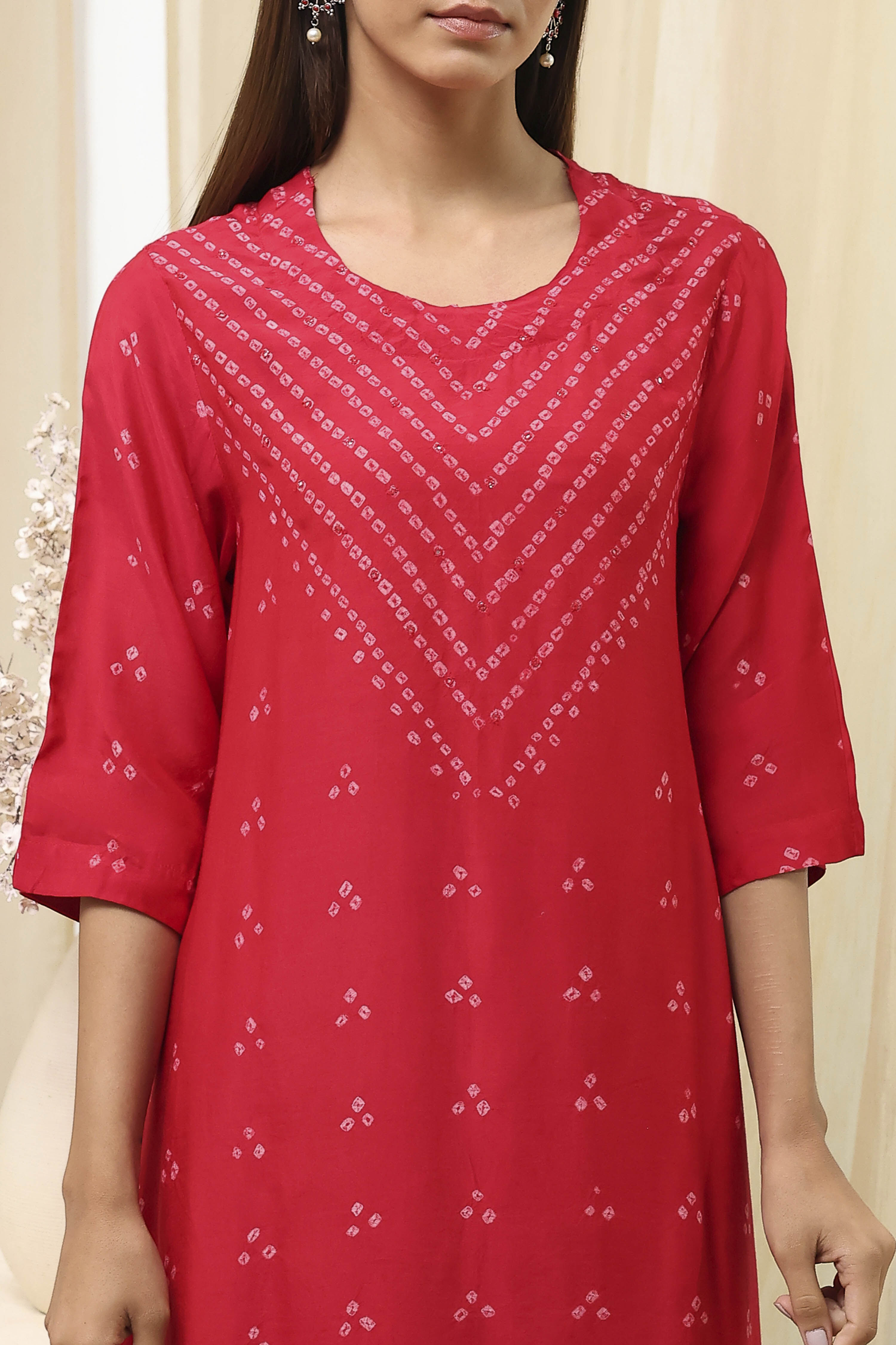 Red Shantoon Asymmetric Suit Set image number 1