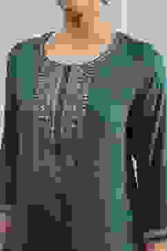 Blue Solid Straight Short Kurta image number 1