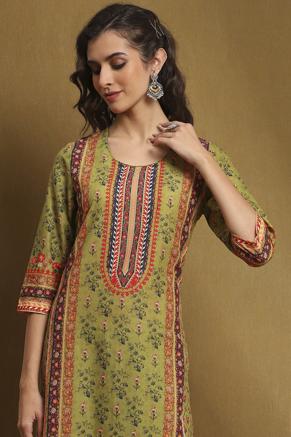 Moss Green Cotton Floral Printed Straight Suit Set image number 1