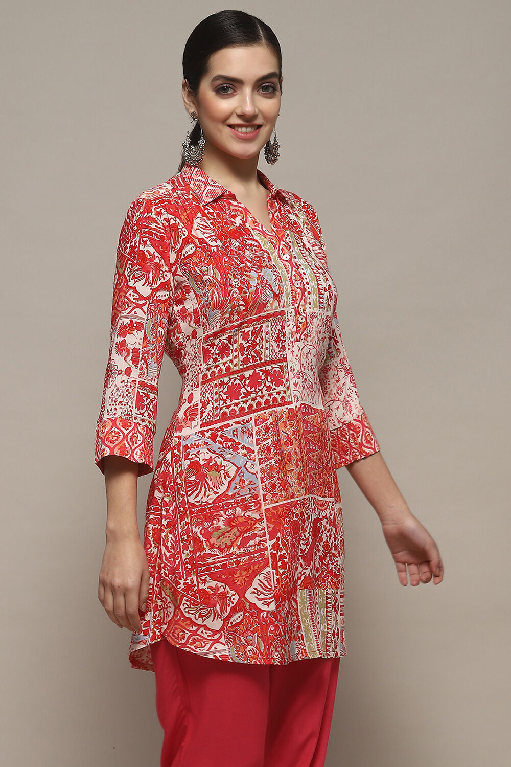 Fuschia Viscose Rayon Straight Kurti image number 5