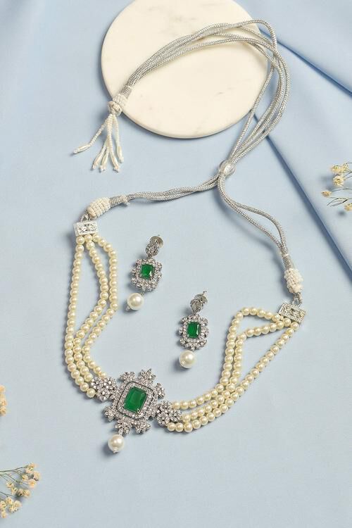 Green Alloy Necklace Set image number 0