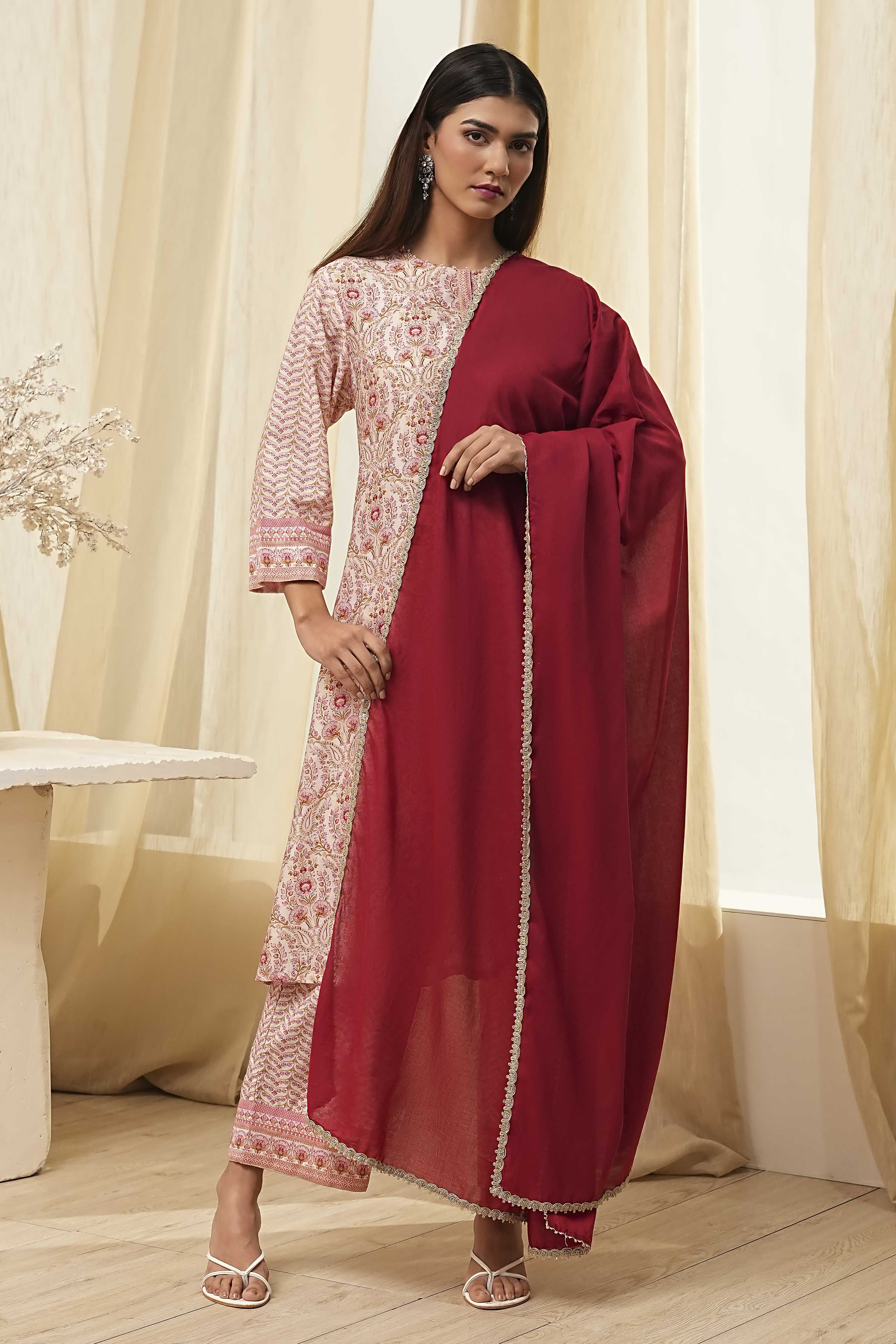 Red Cotton Solid Dupatta image number 2