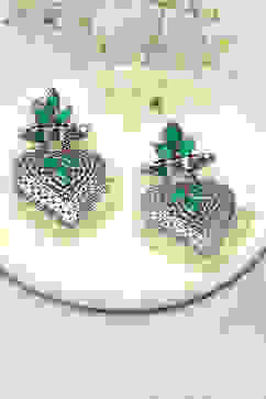 Oxidised Green Earrings image number 0