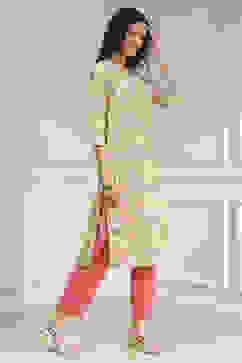 Yellow Cotton Blend Printed Straight Kurta image number 4