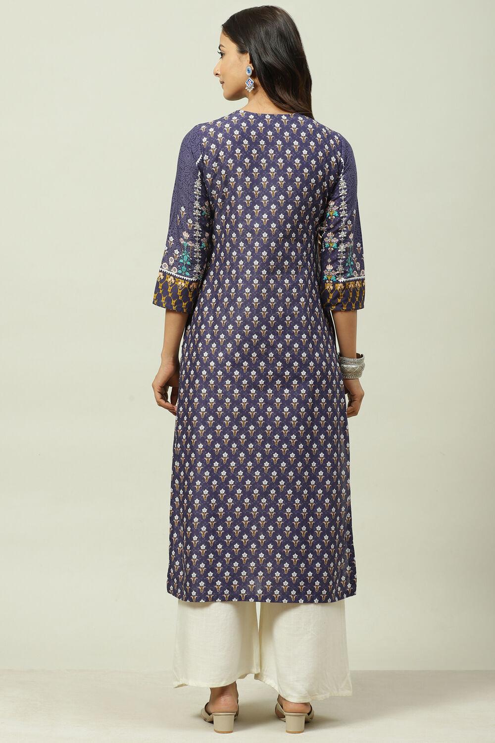 Indigo Straight Kurta image number 4