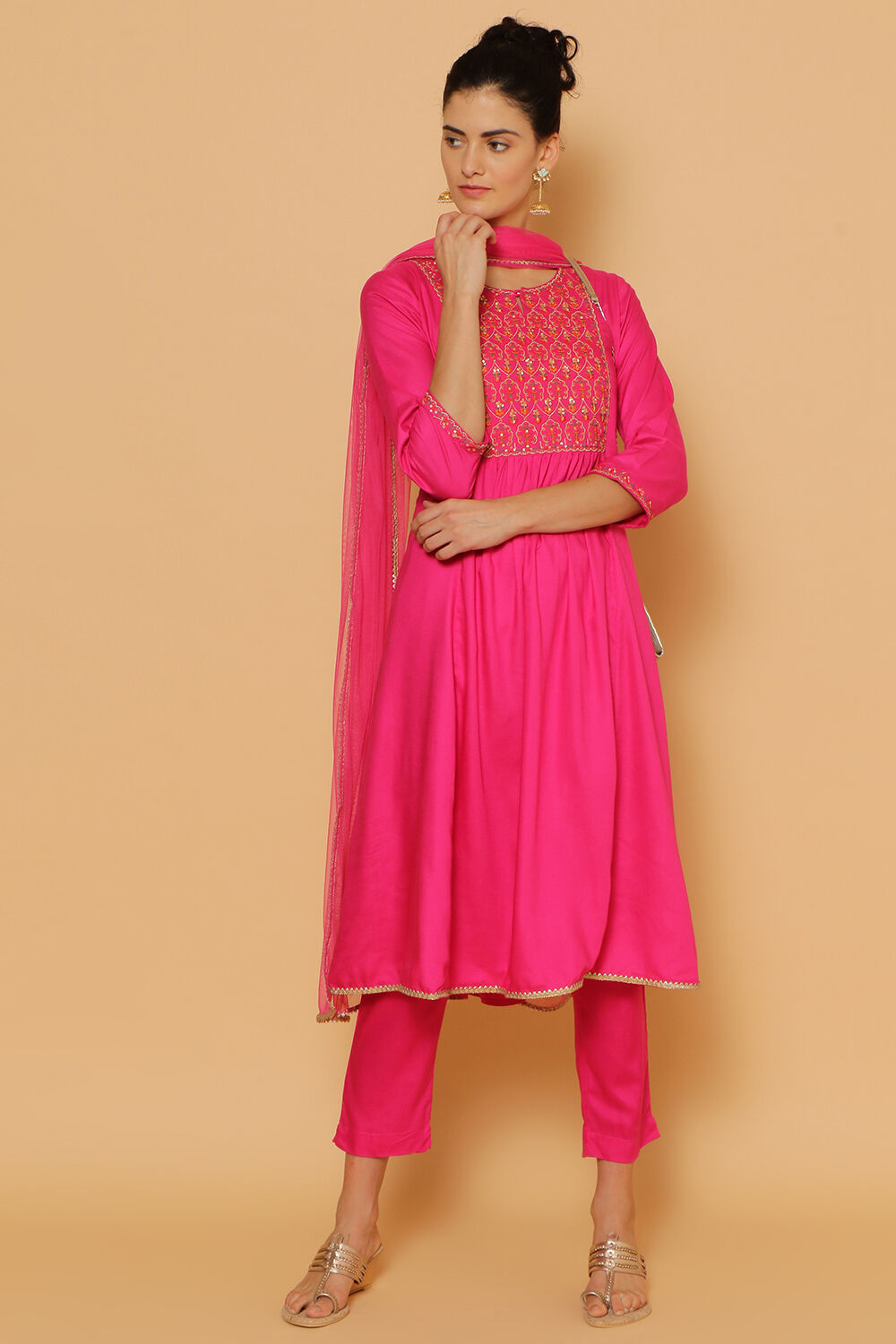 Pink Rayon Kalidar Kurta Slim Pant Suit Set image number 4