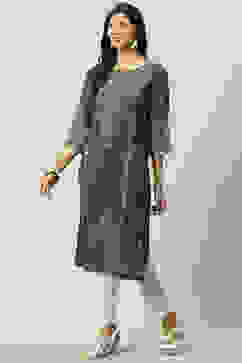 Blue Rayon Straight Printed Kurta image number 2